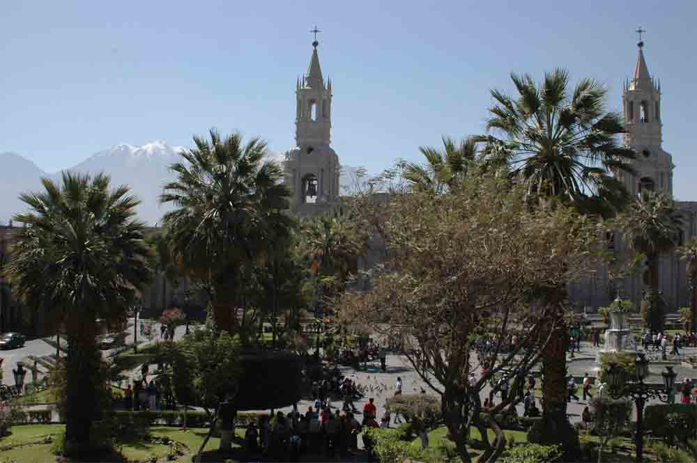 29 - Peru - Arequipa, plaza de armas, catedral, vista superior